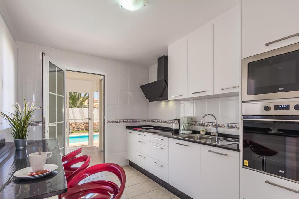 Perfect For Family Holidays With Private Pool, Near Beach And Golf- Villa Ashley كوستا دي أنتيجوا المظهر الخارجي الصورة